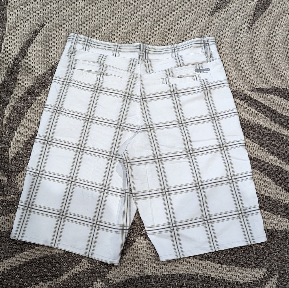🤍 SOLD 🤍Tony Hawk shorts - Picture 3 of 3